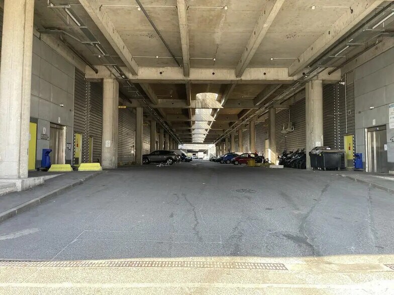 Local d'activités dans Pantin à vendre - Photo de l’immeuble – Image 2 sur 6