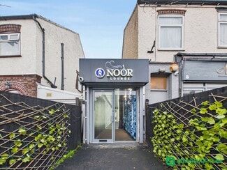 Plus de détails pour 60 Bishopscote Rd, Luton - Local commercial à louer