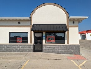 407 S 4th St, Dunlap, IL à louer Photo intérieure– Image 1 sur 5