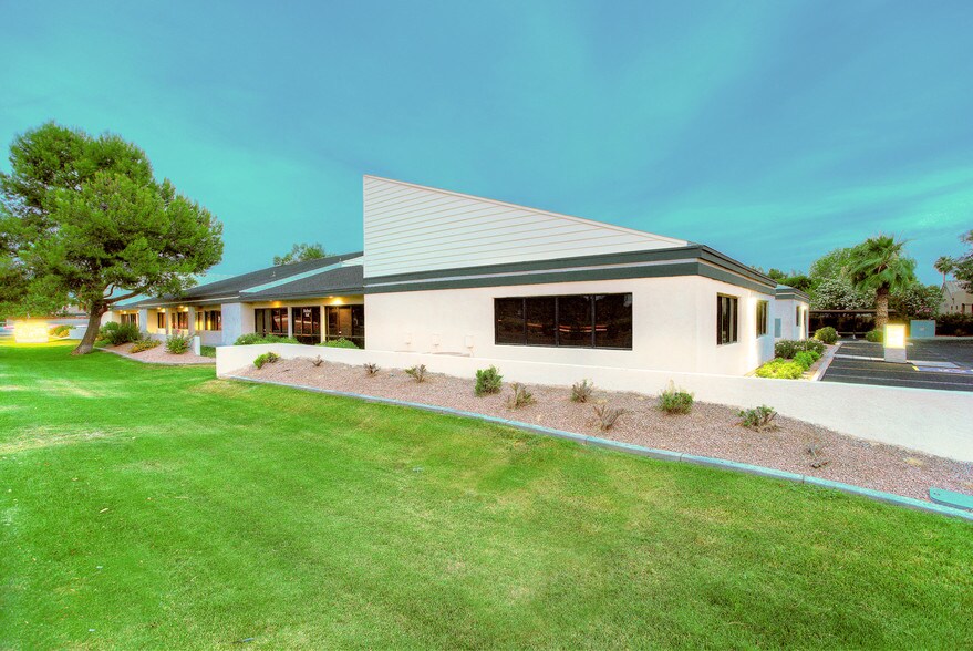 1-51 W Elliot Rd, Tempe, AZ à louer - Photo de l’immeuble – Image 2 sur 3