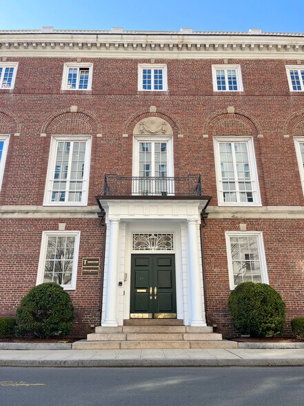 6 Suburban Ave, Stamford, CT à louer - Photo de l’immeuble – Image 3 sur 18