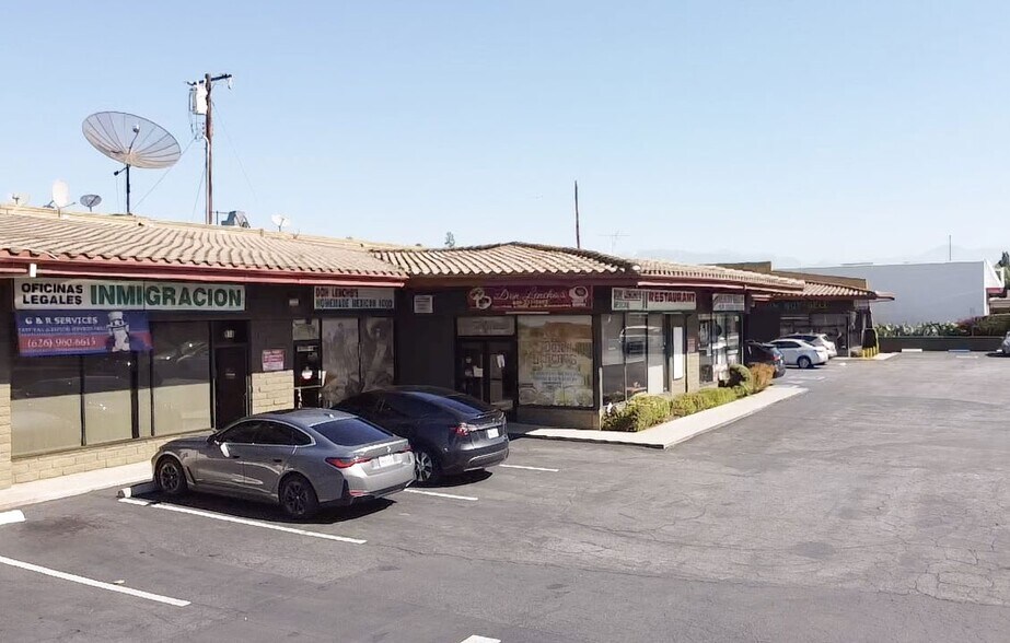 823-839 S Glendora Ave, West Covina, CA à vendre - Photo principale – Image 1 sur 6