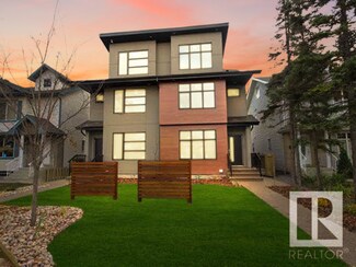 Plus de détails pour 11331 76 Av NW, Edmonton, AB - Logement à vendre