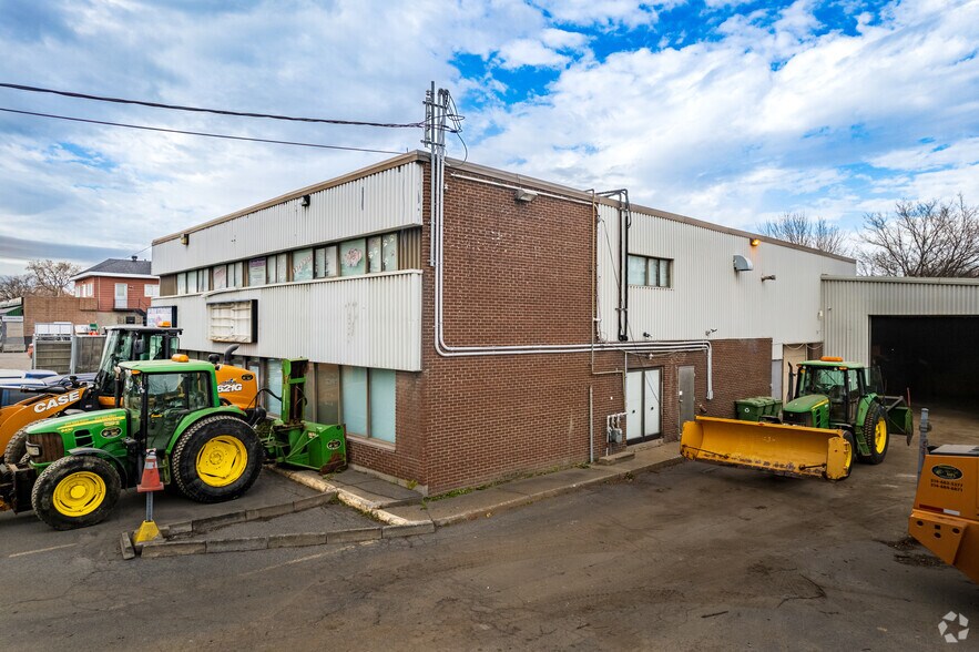 11387 Boul Gouin O, Montréal, QC à louer - Photo principale – Image 1 sur 3