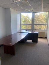 200 Little Falls St, Falls Church, VA à louer Photo intérieure– Image 2 sur 3