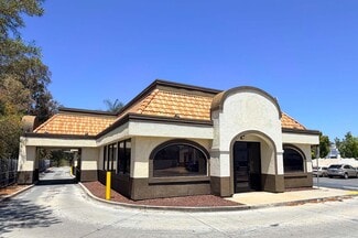 Plus de détails pour 4718 Green River Rd, Corona, CA - Local commercial à louer