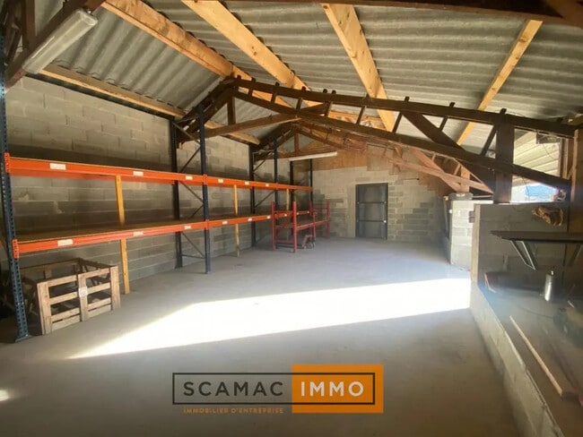 Plus de détails pour Industriel/Logistique à louer