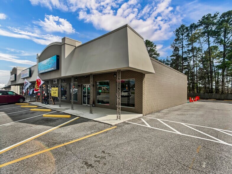 3067 Mcfarland Blvd, Northport, AL à louer - Photo de l’immeuble – Image 3 sur 18