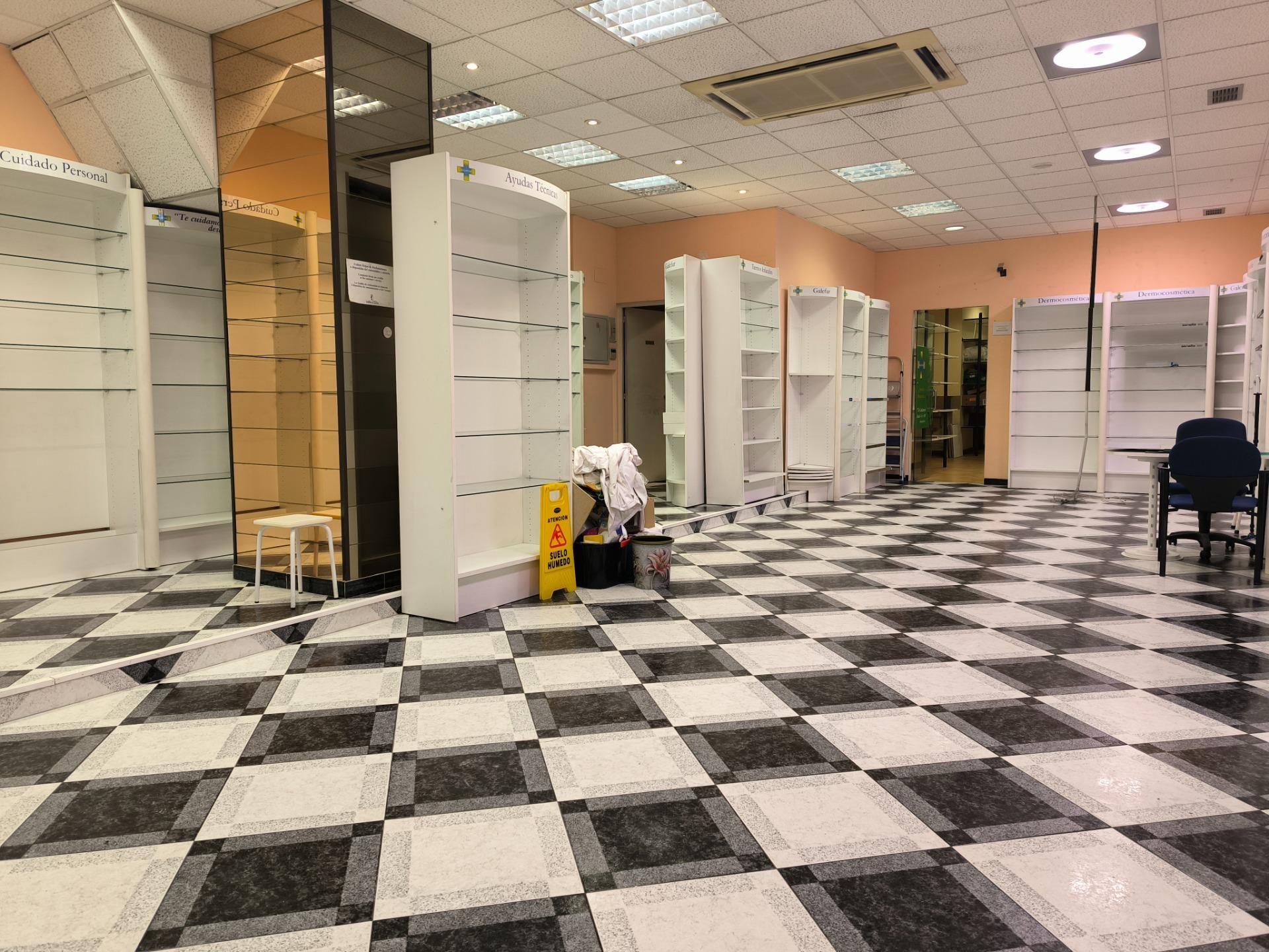 Immeuble residentiel dans Guadalajara, Guadalajara à vendre Photo principale– Image 1 sur 2