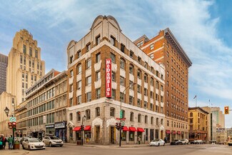 Plus de détails pour 510 Boul Saint-Laurent, Montréal, QC - Bureau à vendre