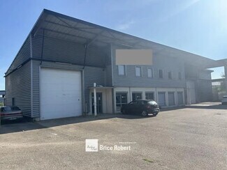 Plus de détails pour 205 Avenue Franklin Roosevelt, Décines-Charpieu - Bureau, Local d'activités à louer