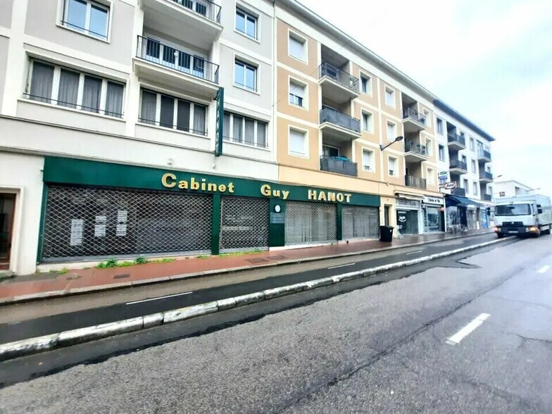 Local commercial dans Rouen à louer - Photo de l’immeuble – Image 1 sur 9