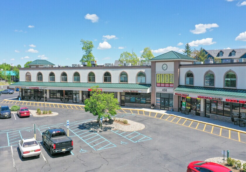 450 Amwell Rd, Hillsborough, NJ à louer - Photo de l’immeuble – Image 3 sur 14