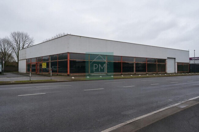 Plus de détails pour Local commercial à vendre