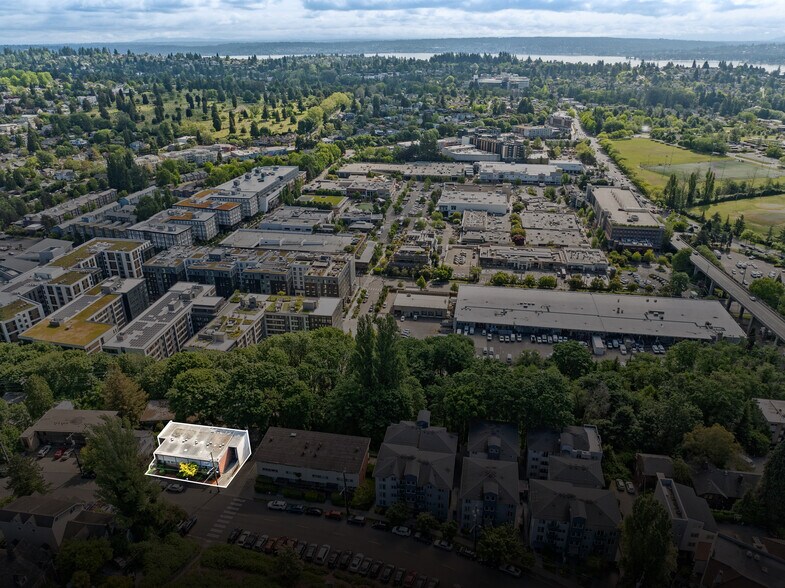 4704-4708 22nd Ave NE, Seattle, WA à vendre - Photo de l’immeuble – Image 2 sur 11