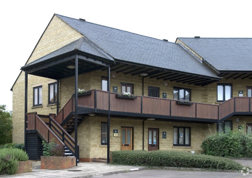 3-7 Canon Harnett Ct, Milton Keynes à louer - Photo de l’immeuble – Image 3 sur 5