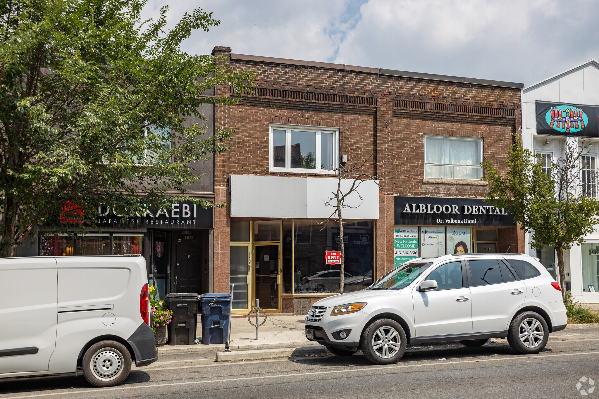 1618 Bloor St W, Toronto, ON à louer Photo principale– Image 1 sur 3