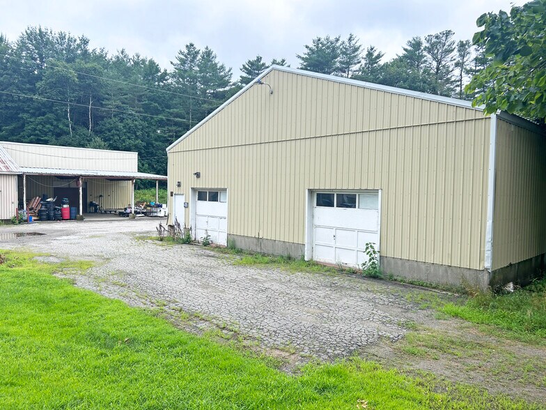 44 Strawberry Ave, Lewiston, ME à louer - Photo de l’immeuble – Image 3 sur 5