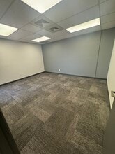 2425 W 12th St, Tempe, AZ à louer Photo intérieure– Image 2 sur 6
