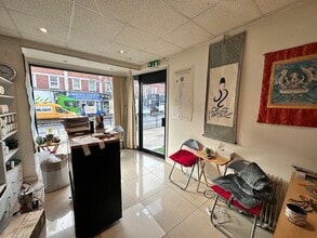 160B Finchley Rd, Londres à louer Photo intérieure– Image 1 sur 2