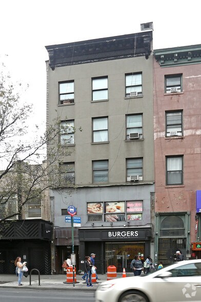 248 W 14th St, New York, NY à louer - Photo de l’immeuble – Image 2 sur 2