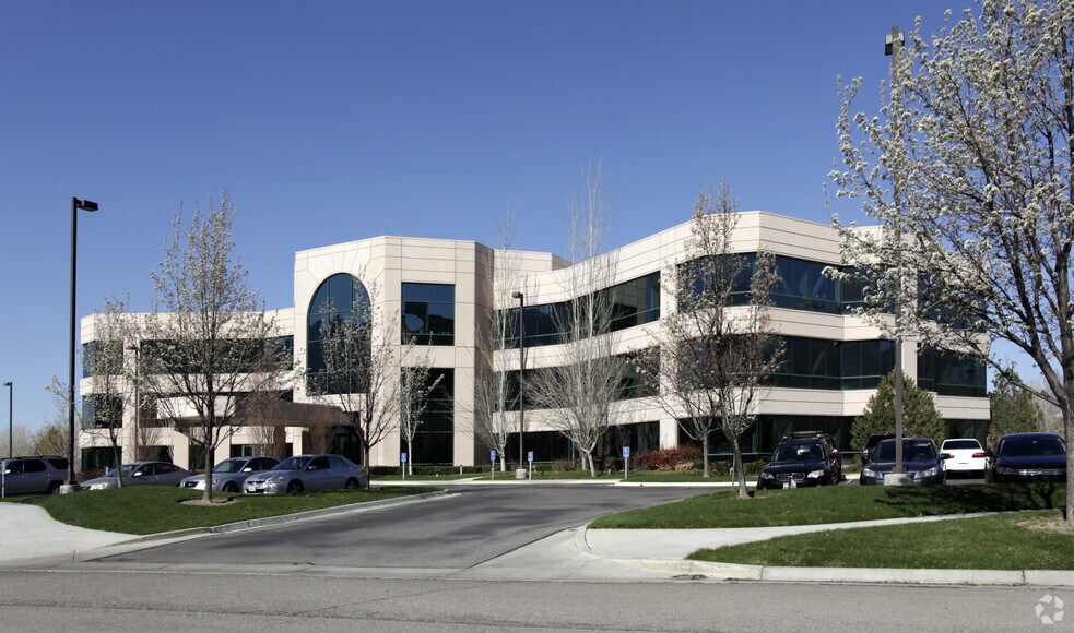 5255 N Edgewood Dr, Provo, UT à vendre - Photo principale – Image 1 sur 54