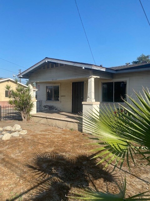 6502-6506 Flora Ave, Bell, CA à vendre Photo de l’immeuble– Image 1 sur 13