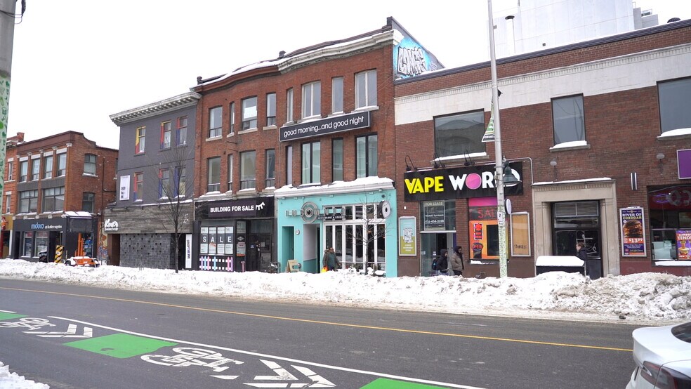 563 Bloor St W, Toronto, ON à vendre - Photo de l’immeuble – Image 3 sur 6