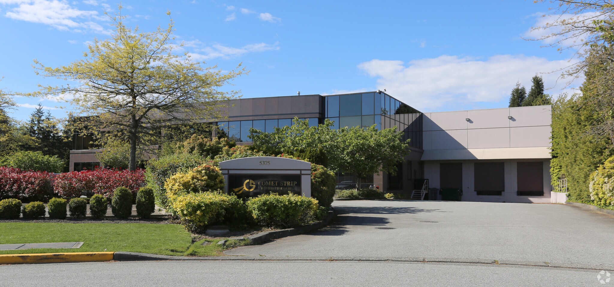 5375 Parkwood Pl, Richmond, BC à louer Photo de l’immeuble– Image 1 sur 4