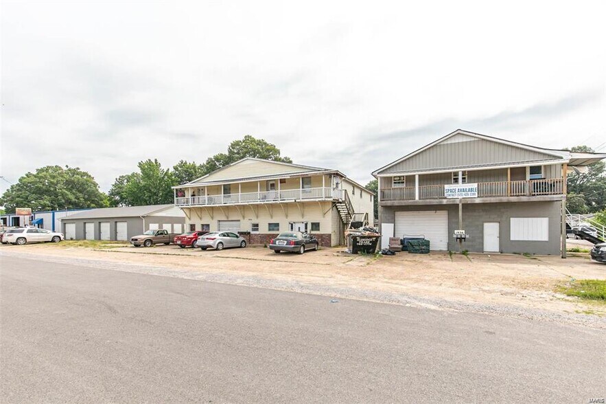 Industriel/Logistique dans Poplar Bluff, MO à vendre - Photo principale – Image 1 sur 1