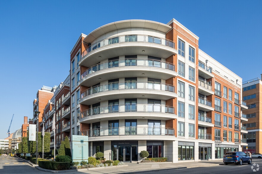 Imperial Rd, Londres à vendre - Photo principale – Image 1 sur 4