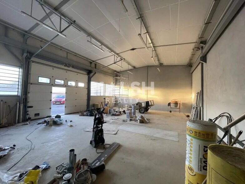 Bureau dans Villeurbanne à louer - Photo de l’immeuble – Image 3 sur 18