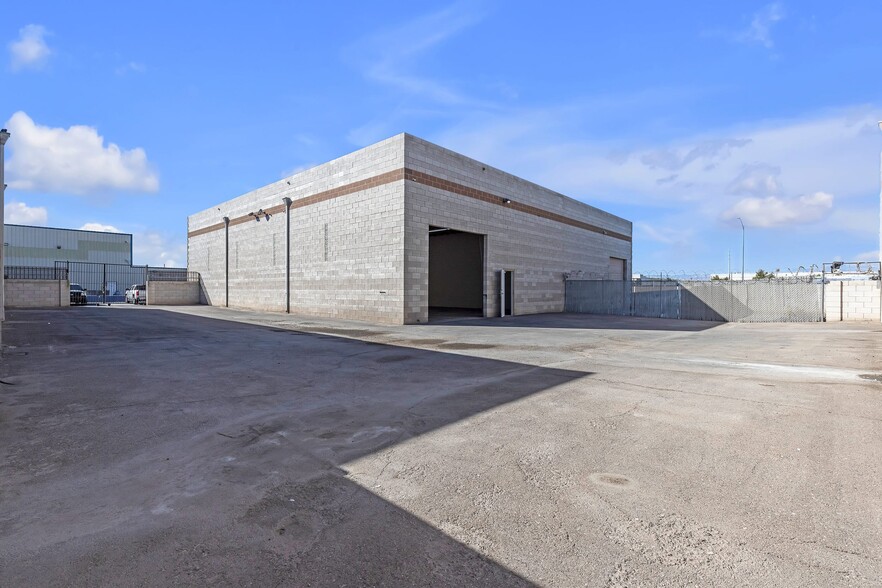 2956 N Marco St, Las Vegas, NV à vendre - Photo de l’immeuble – Image 1 sur 31