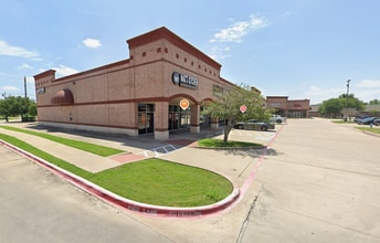 800 W Eldorado Pky, Little Elm, TX à louer Photo intérieure– Image 1 sur 3