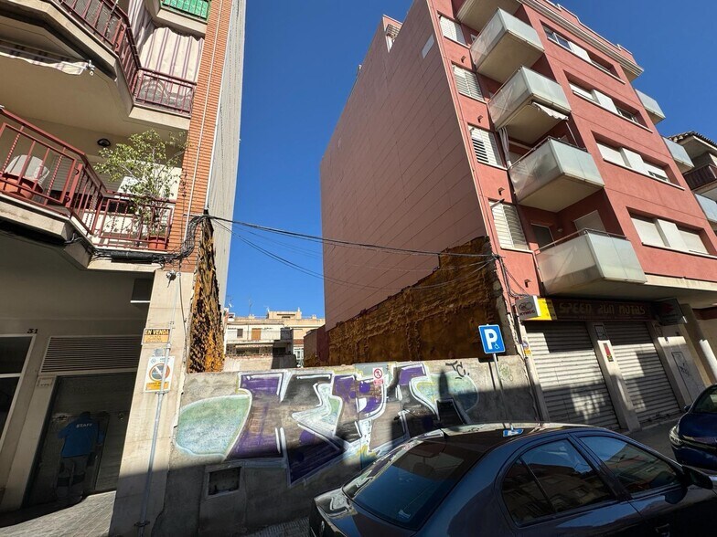 Terrain dans El Vendrell, Tarragona à vendre - Photo de l’immeuble – Image 1 sur 9