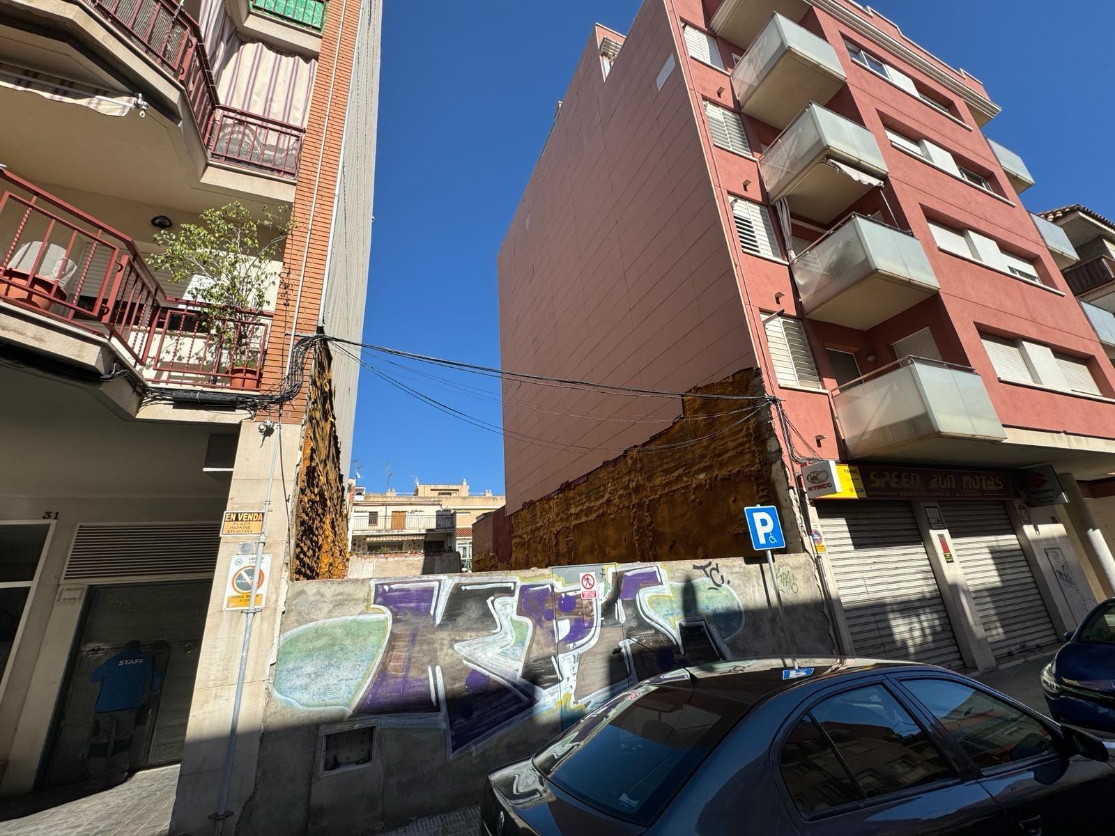 Terrain dans El Vendrell, Tarragona à vendre Photo de l’immeuble– Image 1 sur 10