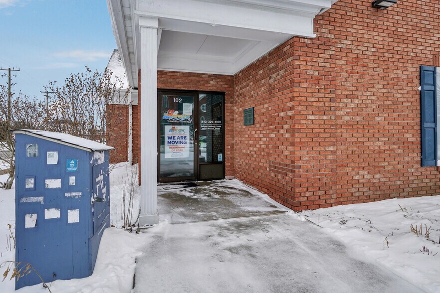 102 S 3rd St, Saint Clair, MI à vendre - Photo de l’immeuble – Image 2 sur 12