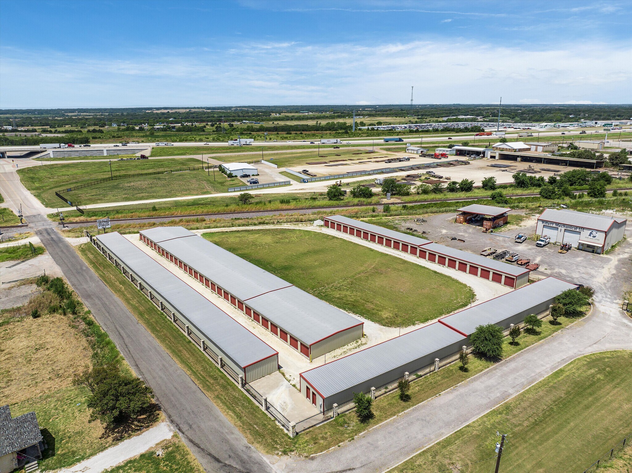 193 E Hilltop Rd, Elm Mott, TX à vendre Photo principale– Image 1 sur 10
