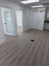 2121 SW 3rd Ave, Miami, FL à louer Photo de l’immeuble– Image 1 sur 5