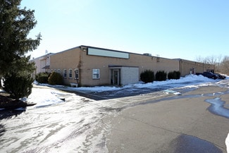Plus de détails pour 300 Enterprise Ln, Colmar, PA - Industriel/Logistique à vendre