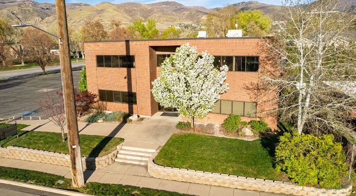 380 N 200 W, Bountiful, UT à vendre - Photo de l’immeuble – Image 2 sur 17