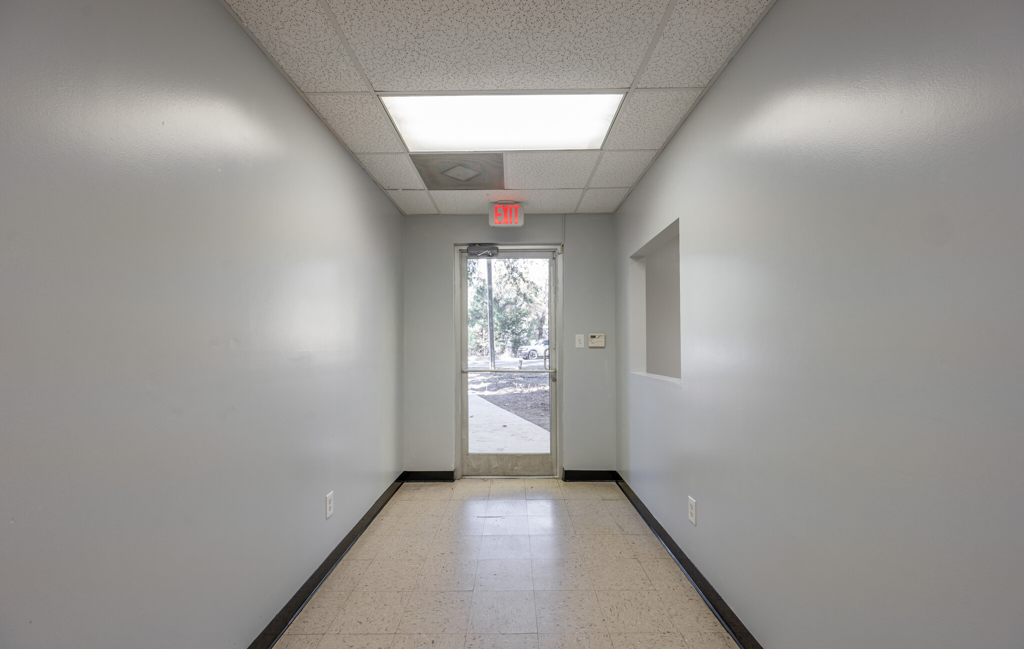 2420 Kiss Dr, Durham, NC à louer Photo intérieure– Image 1 sur 18