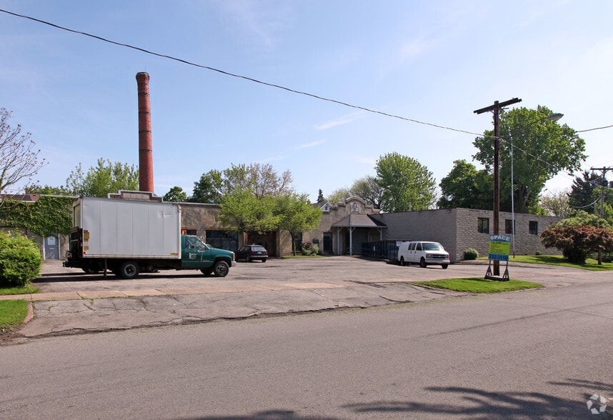 1024 Garson Ave, Rochester, NY à vendre - Photo principale – Image 1 sur 4