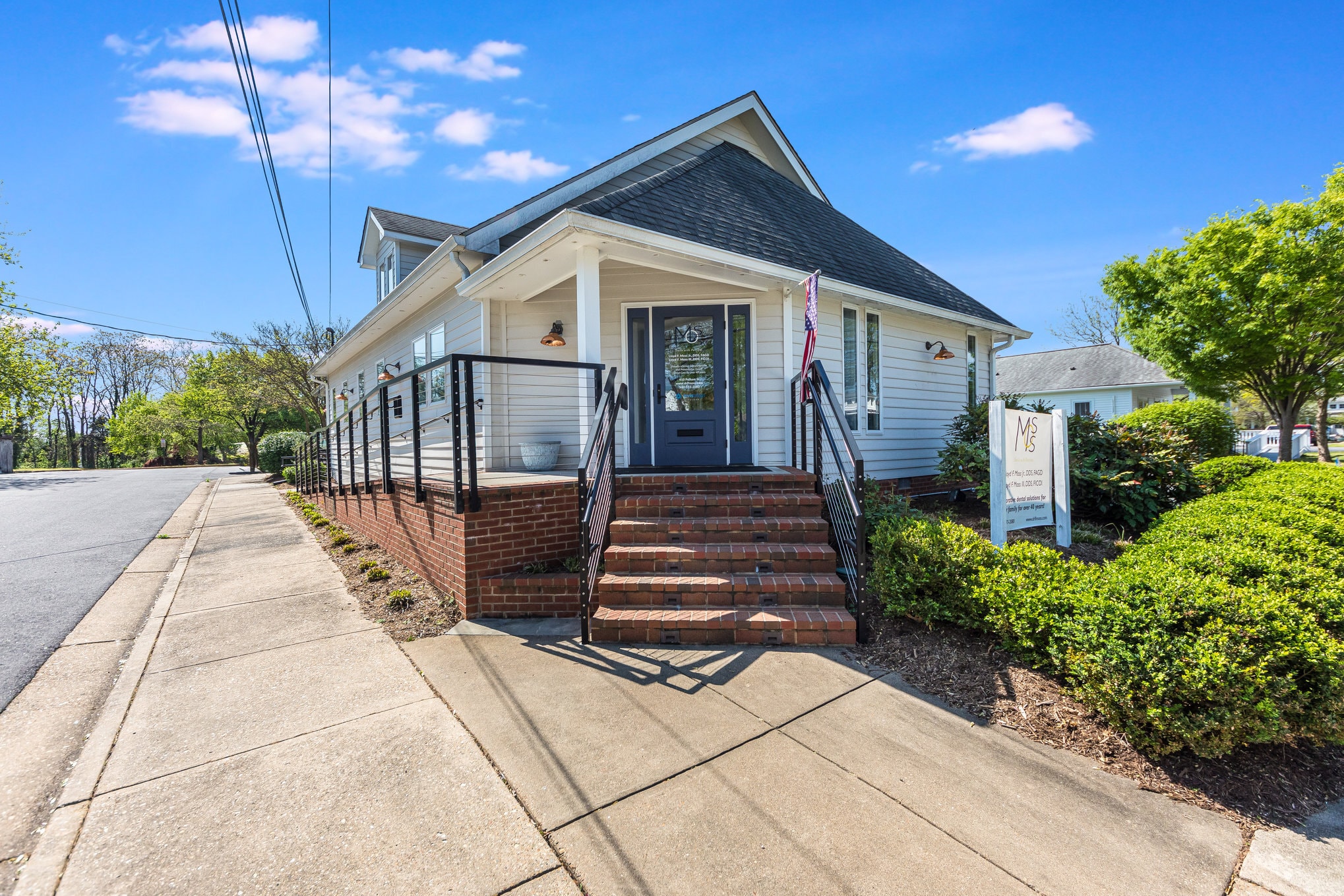 410 Pelham St, Fredericksburg, VA à louer Photo principale– Image 1 sur 8