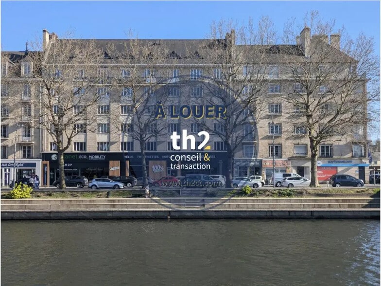 Local d’activités dans Caen à louer - Photo de l’immeuble – Image 1 sur 6