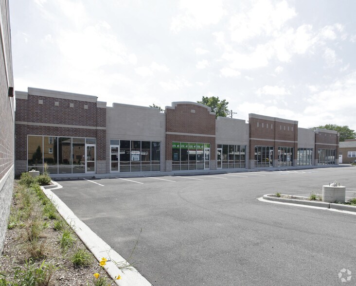 8311-8325 Grand Ave, River Grove, IL à louer - Photo de l’immeuble – Image 2 sur 6