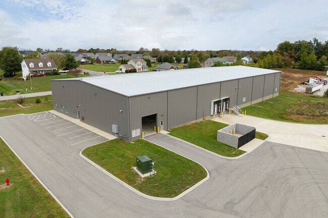 Plus de détails pour 1781 Kitty Hawk Dr, Elizabethtown, KY - Industriel/Logistique à vendre