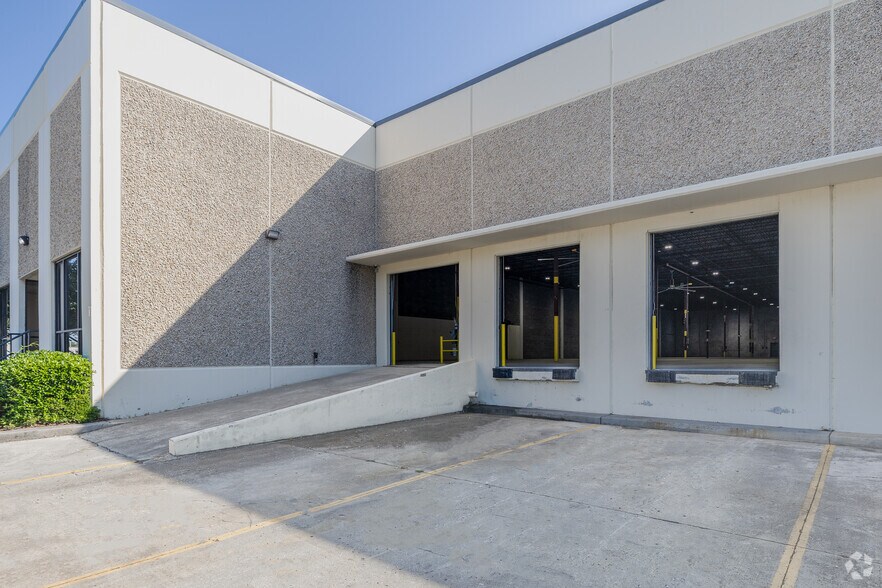 4750-4760 Goer Dr, North Charleston, SC à louer - Photo de l’immeuble – Image 3 sur 12