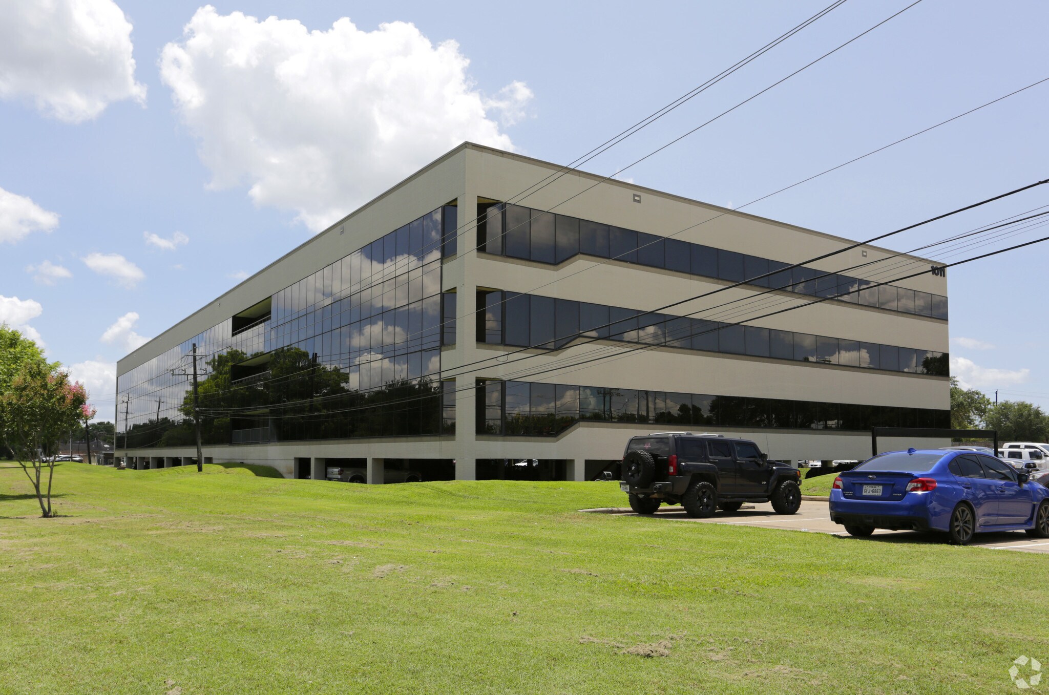 1011 Highway 6 S, Houston, TX à louer Photo de l’immeuble– Image 1 sur 8
