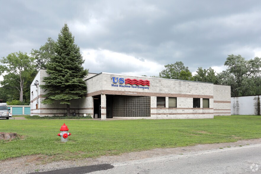 444 Newell St, Painesville, OH à vendre - Photo principale – Image 1 sur 6